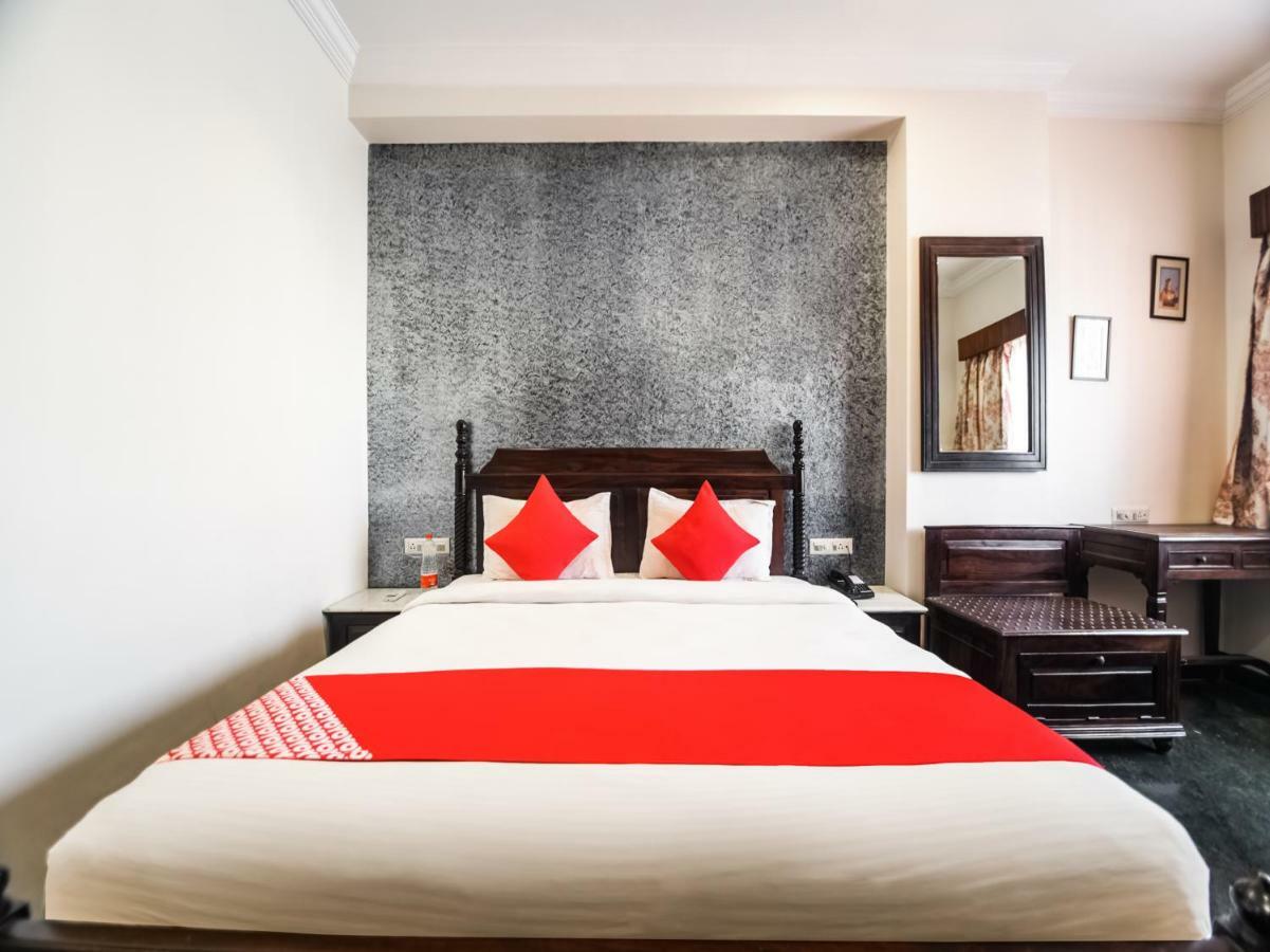Oyo 1681 Hotel Devansh Удайпур Экстерьер фото