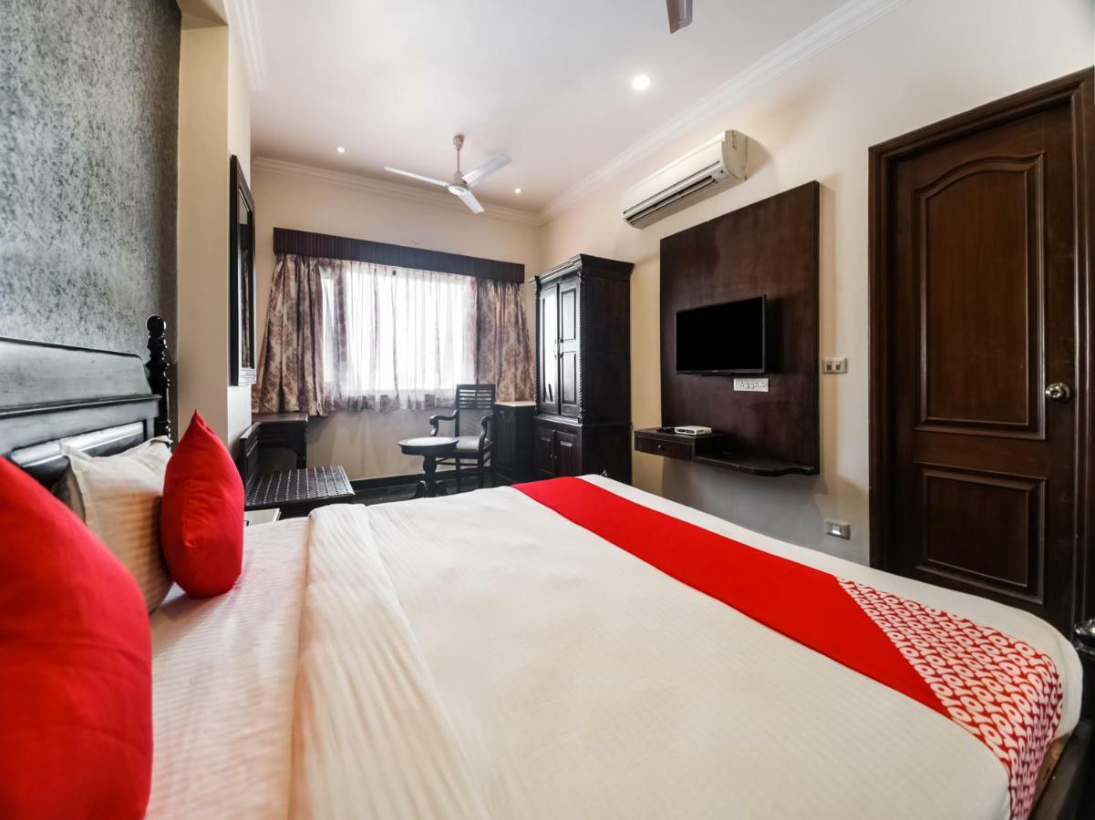 Oyo 1681 Hotel Devansh Удайпур Экстерьер фото