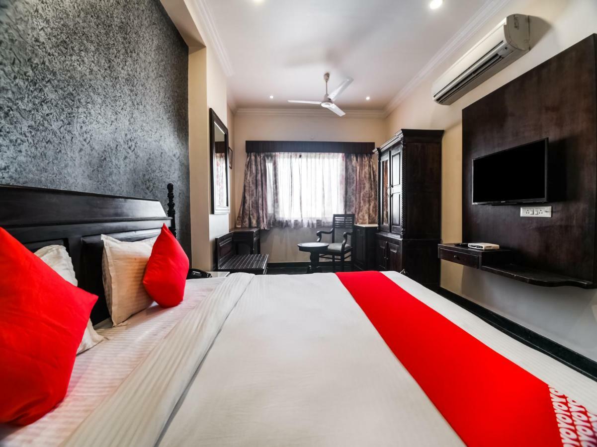Oyo 1681 Hotel Devansh Удайпур Экстерьер фото