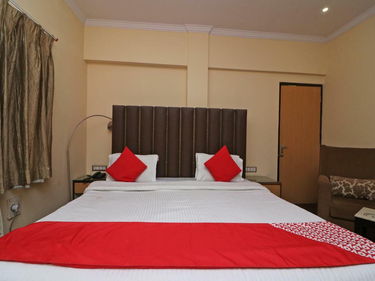 Oyo 1681 Hotel Devansh Удайпур Экстерьер фото