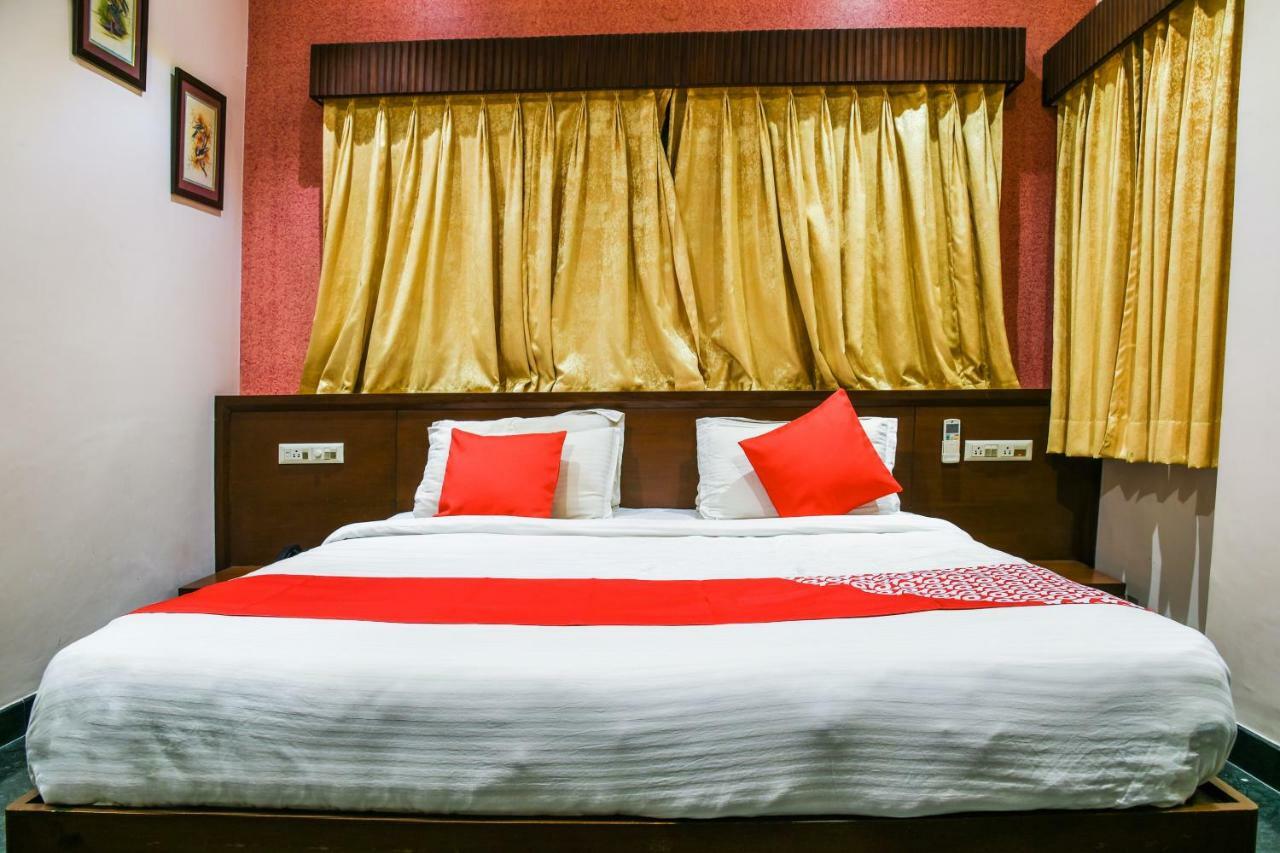 Oyo 1681 Hotel Devansh Удайпур Экстерьер фото